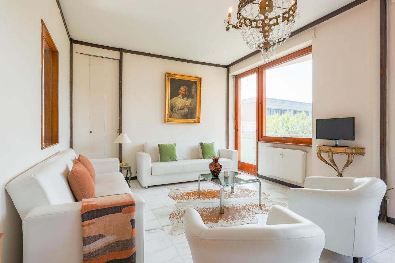 Piazza Cavour Lake View - Bymyhomeincomo Exterior foto